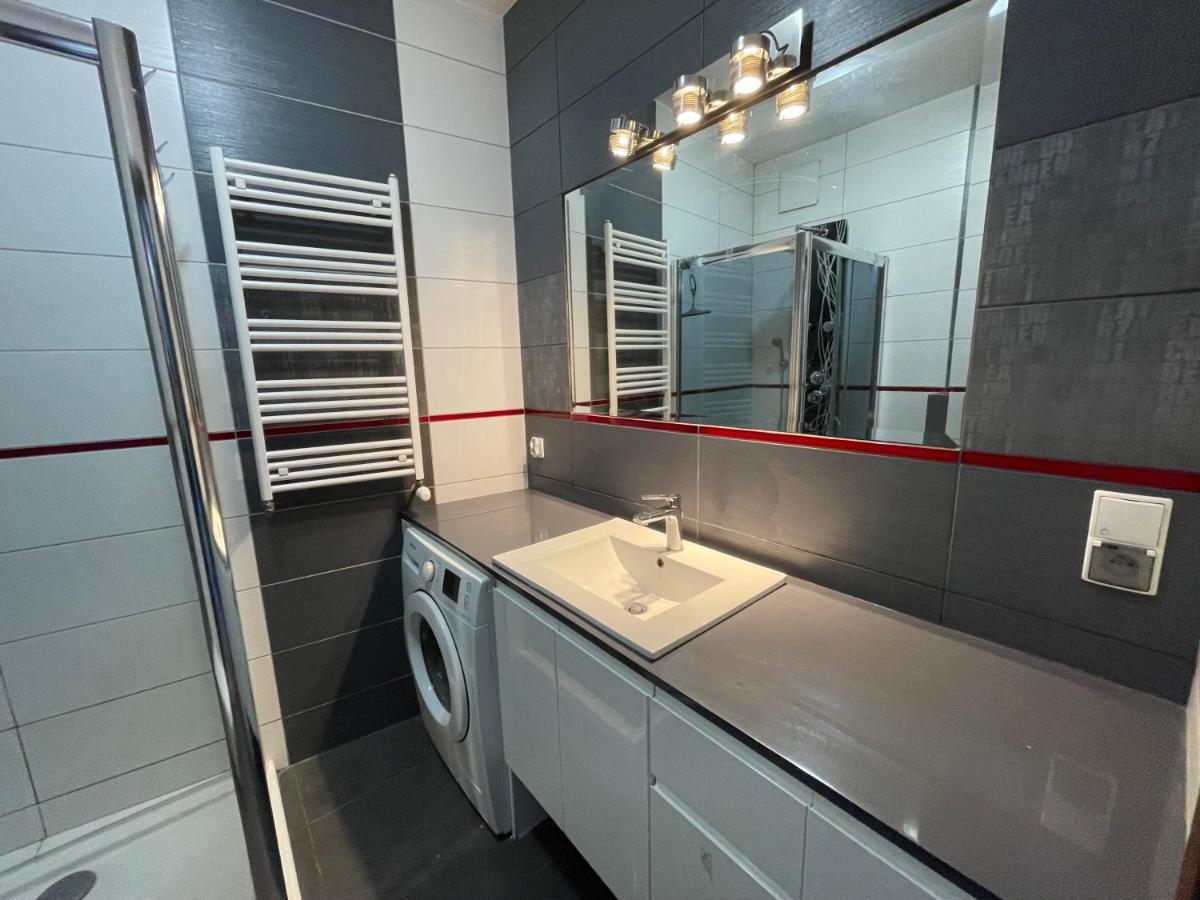 Gdynia Apartament 42 M Z Miejscem W Garazu Z Winda Blisko Centrum I Morza Εξωτερικό φωτογραφία